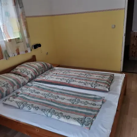 Anno 2000 Apartament Balatonlelle