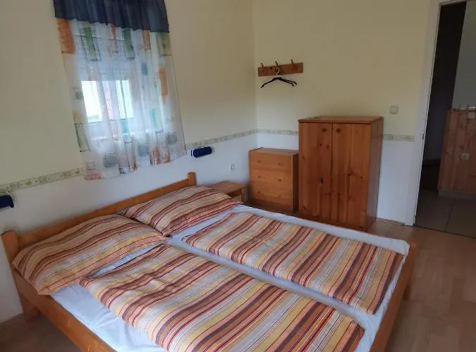 Apartament Anno 2000 *